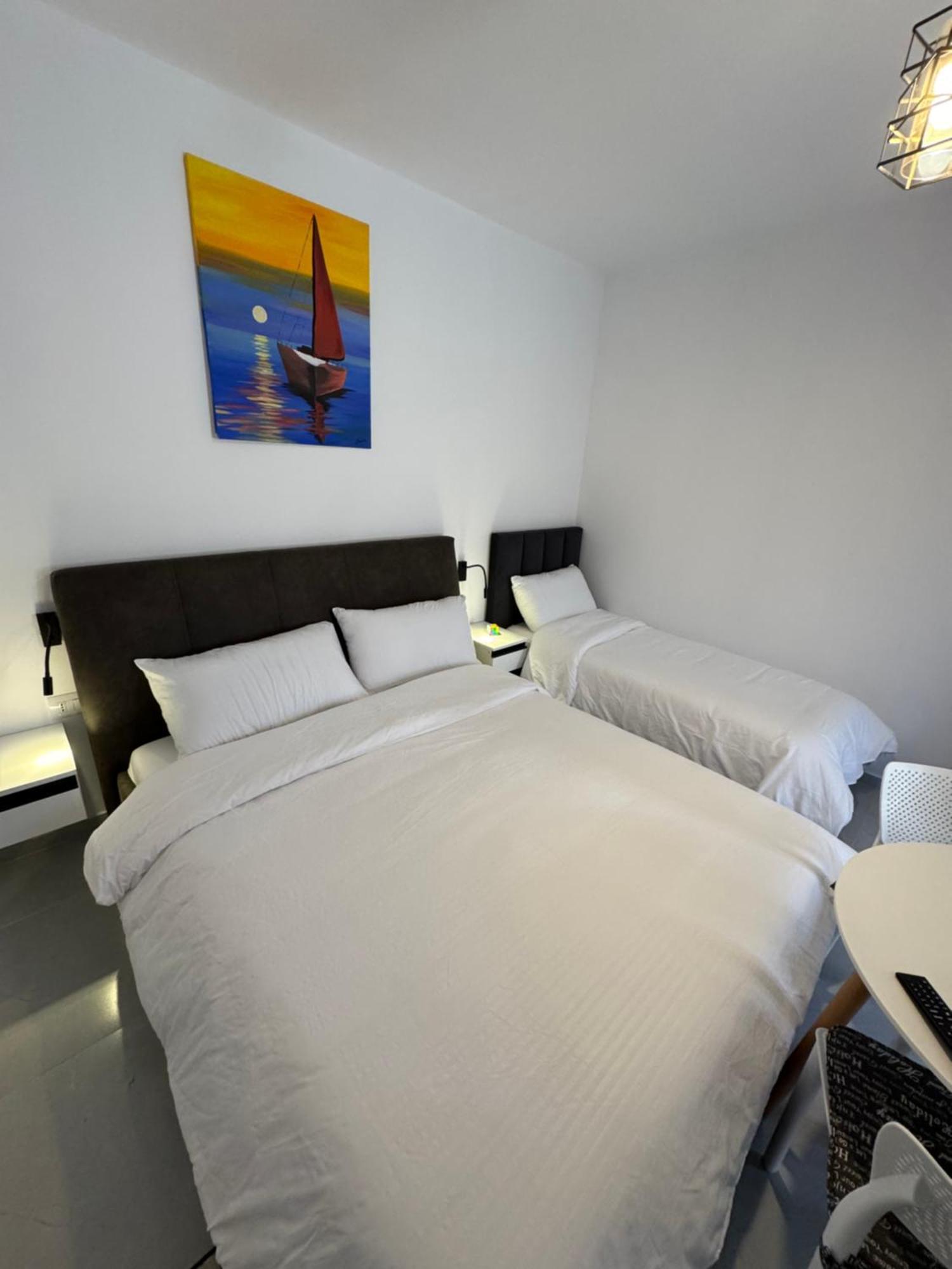 Private Villa Aras 2 - Luxury & Elegance Apartments Влёра Экстерьер фото